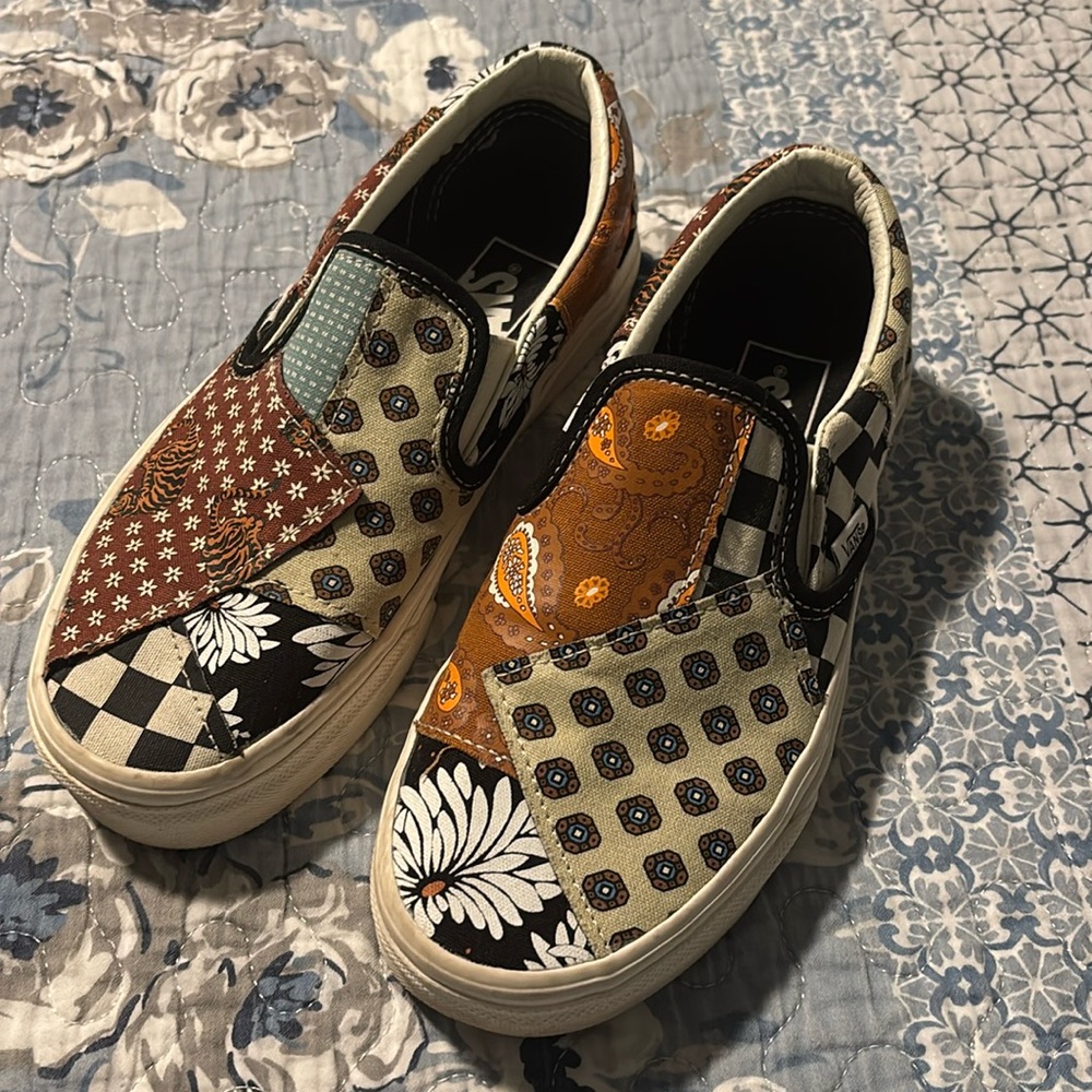 VANS Classic Slip-On Tiger Patchwork Shoes Size M4 / 5.5W Open to offers!